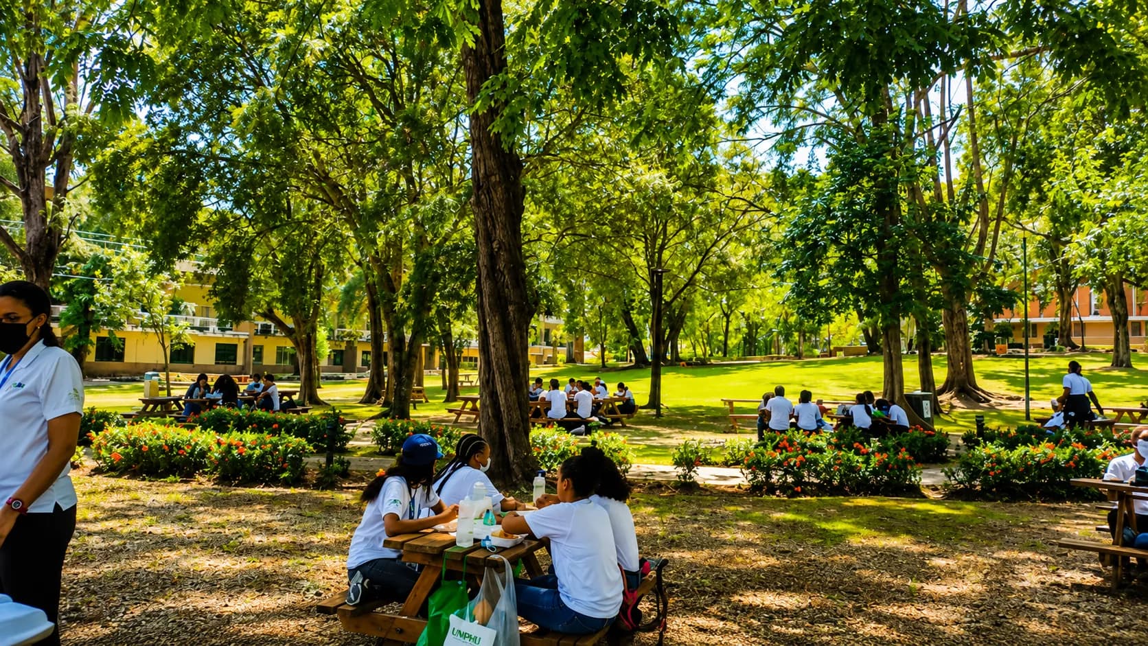 Portada 4 - Campus UNPHU